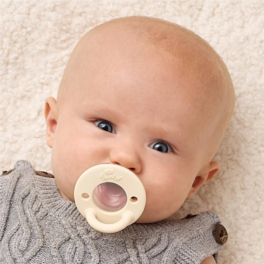 Itzy Ritzy *New* Latch & Soothe™Pacifier