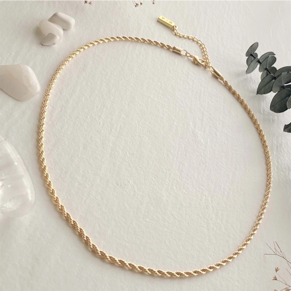 Ocnus Rope Chain Necklace
