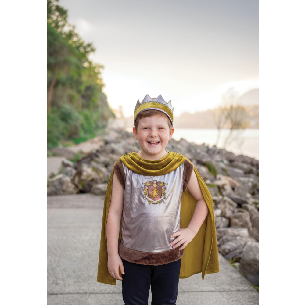 GP - Sir Wolfheart Tunic, Cape & Crown