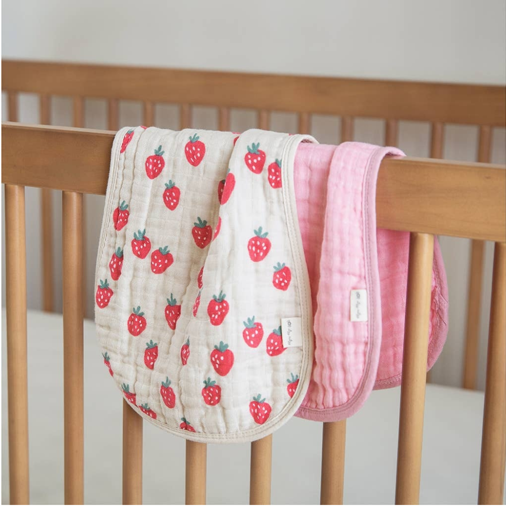 Itzy Burp Cloths- Strawberries + Cream