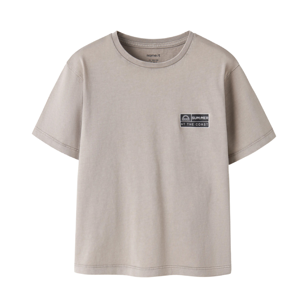 Beige t-shirt with a logo on a vintage khaki background